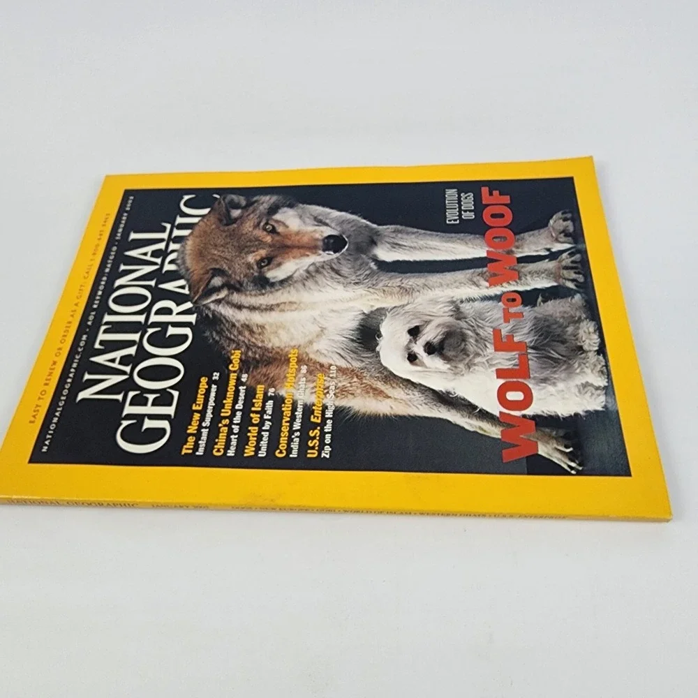 National Geographic Magazine January‎ 2002 No Insert